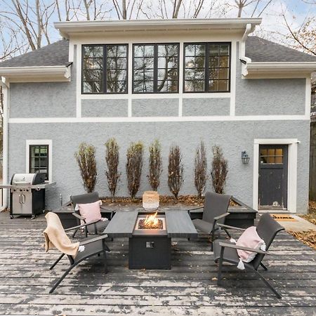 Modern Tudor Style Carriage House - Patio & Grill Ann Arbor Exterior foto